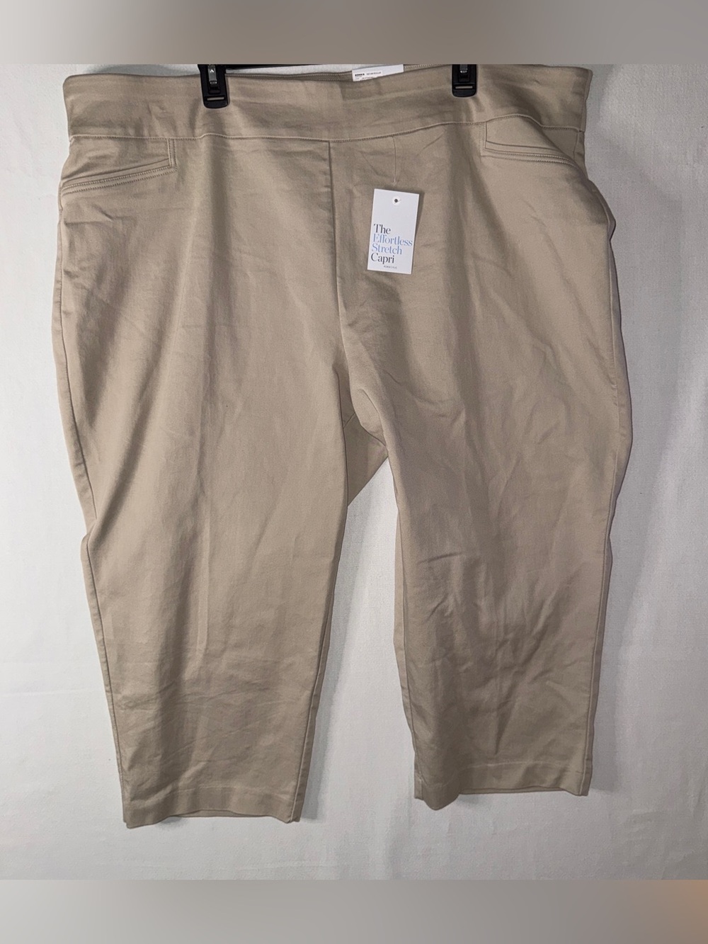Croft & Barrow Stretch Capri Women’s Capri Pants - Beige